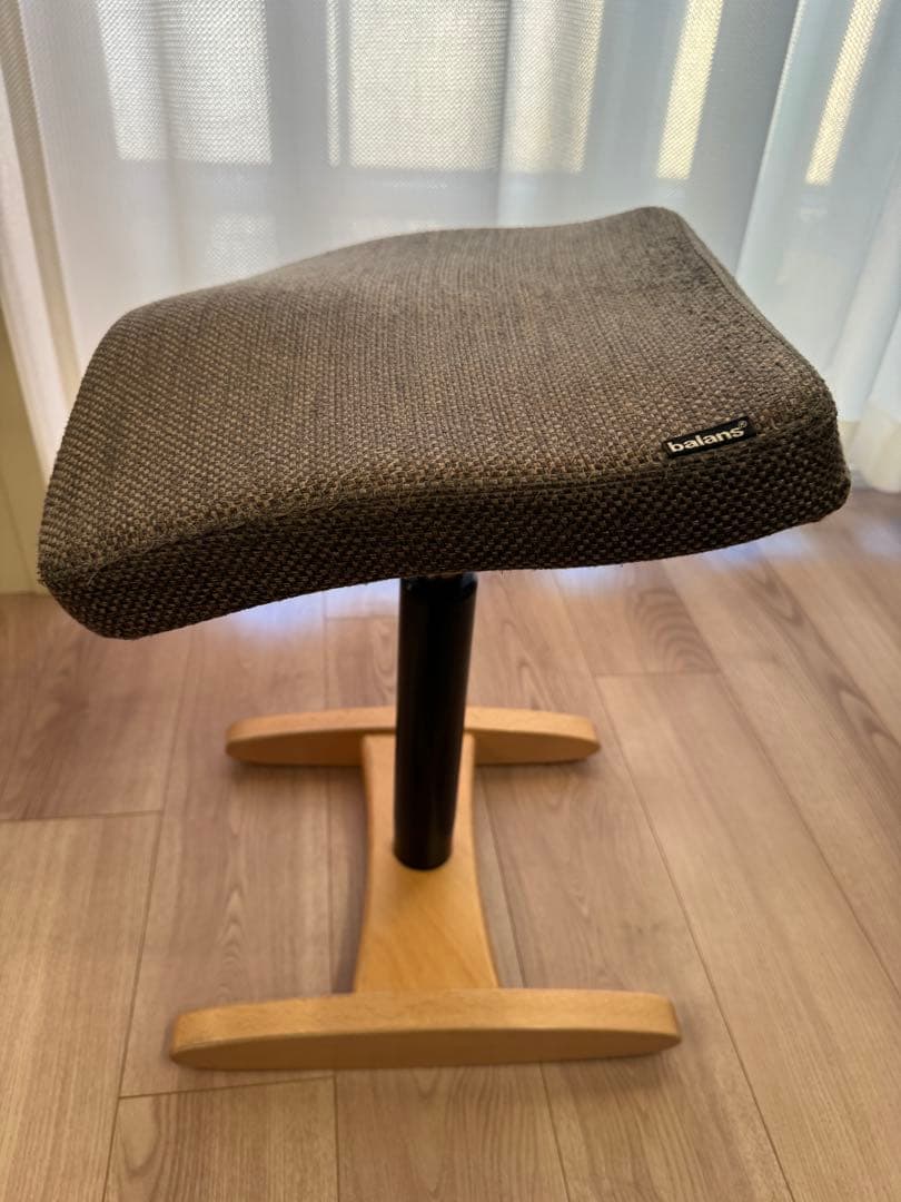 balans バランスチェア ブラウン