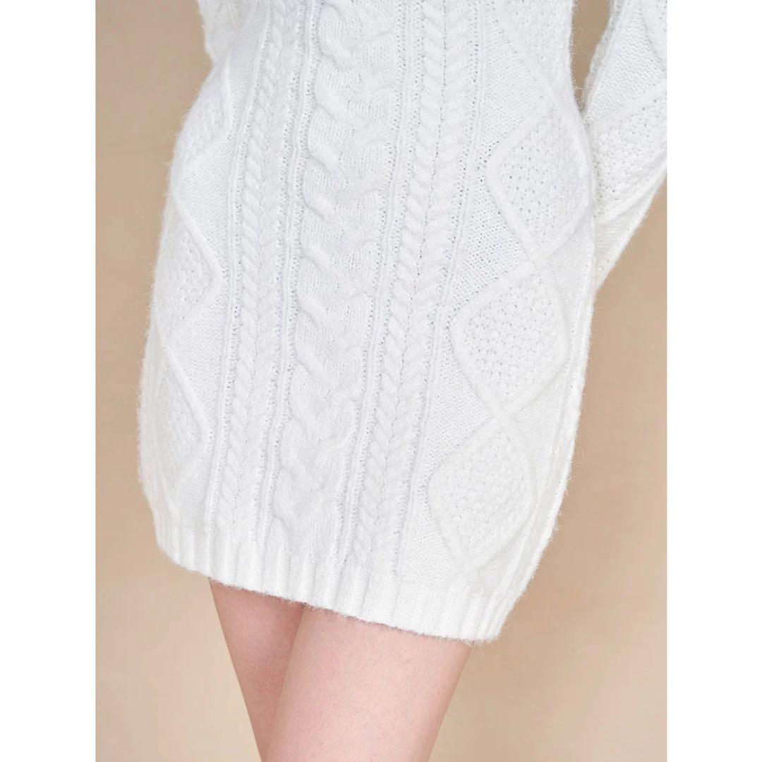 新品タグ付 ダーリッチ フードファーケーブルニットミニワンピース ブラック FL