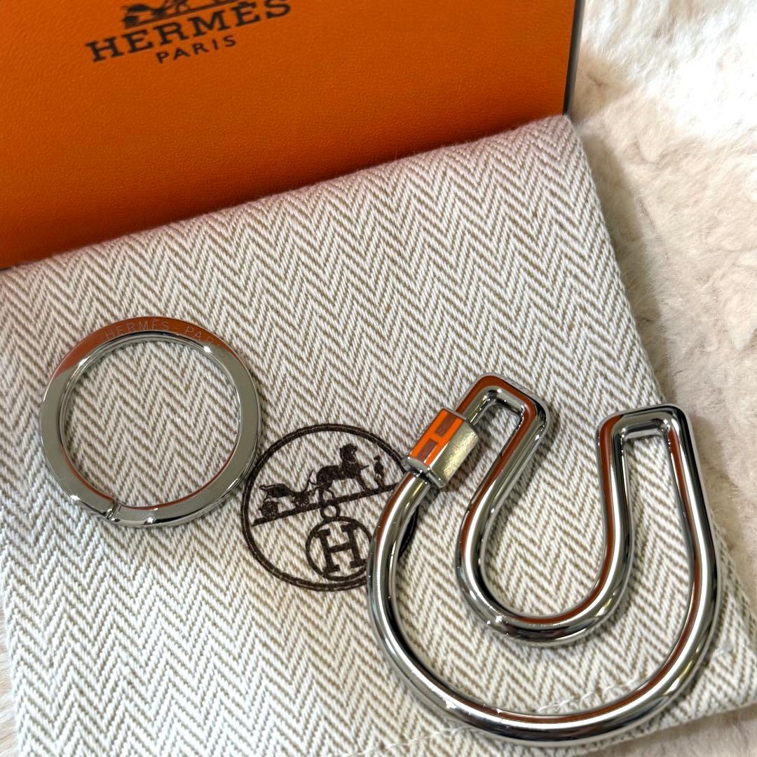 【新品】エルメス キーホルダー フェール•ア•シュヴァル オレンジ