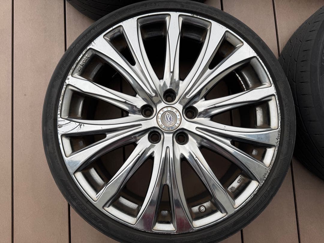 WORK PIETRA 19インチ 4本セット　ホイールロック付き！