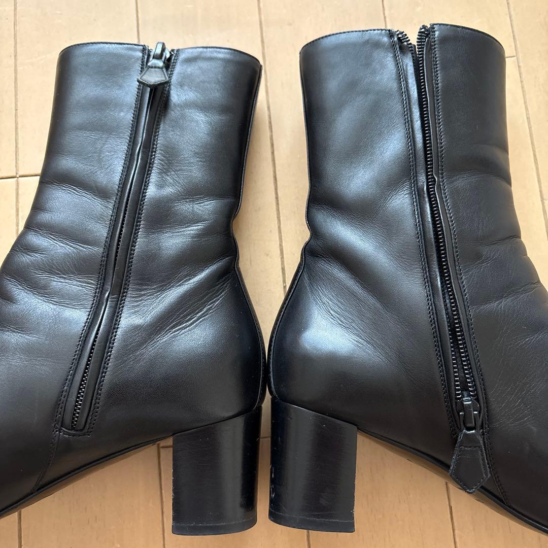 HERMESエルメスブラックレザー中ヒールブーツ