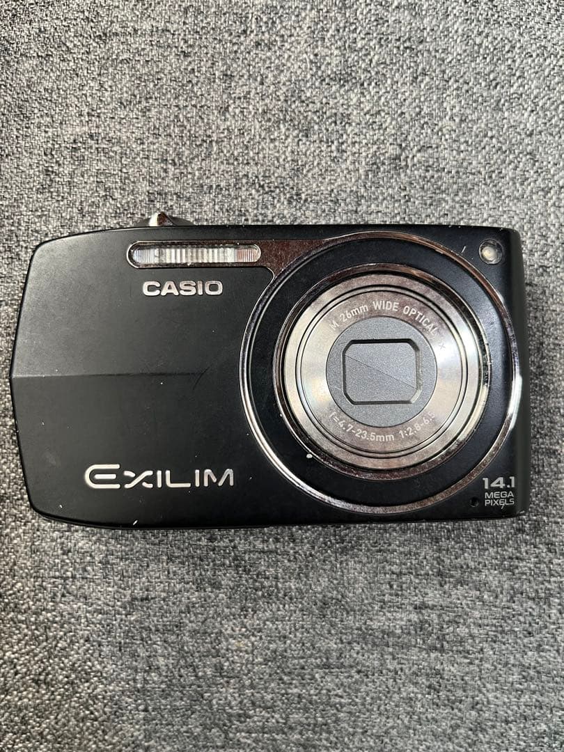 CASIO カシオ　EXILIM EX-Z2300デジカメ