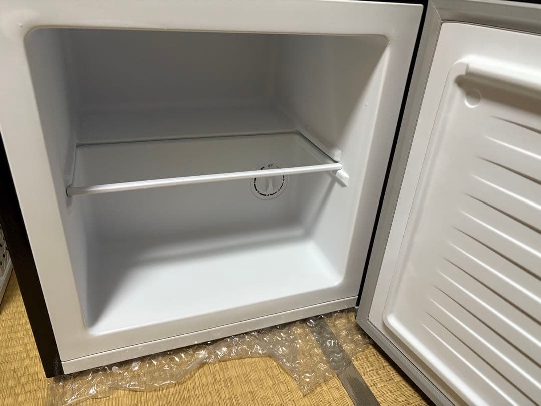 木目調冷蔵庫（ 冷凍庫 小型 家庭用 スリム アイリスオーヤマ 前開き 31L）