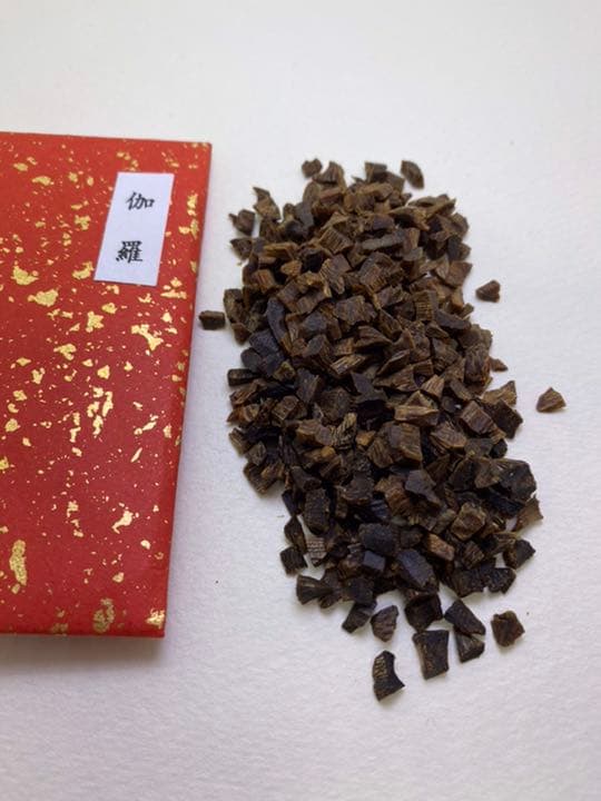 香木　六国五味　伽羅 刻み10.516g  お香聞香 香道 伽羅沈香白檀 香道具