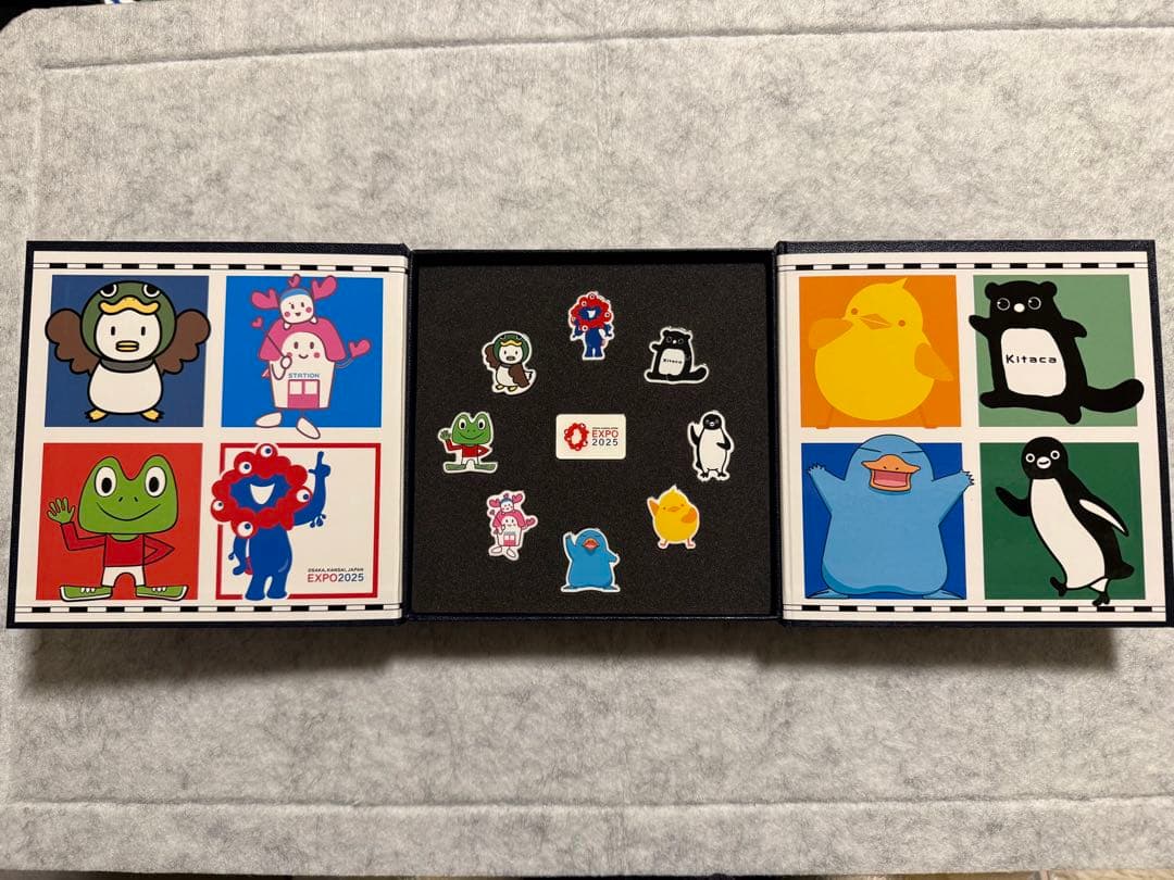 ミャクミャク JR 7キャラクター All Stars ピンバッジ