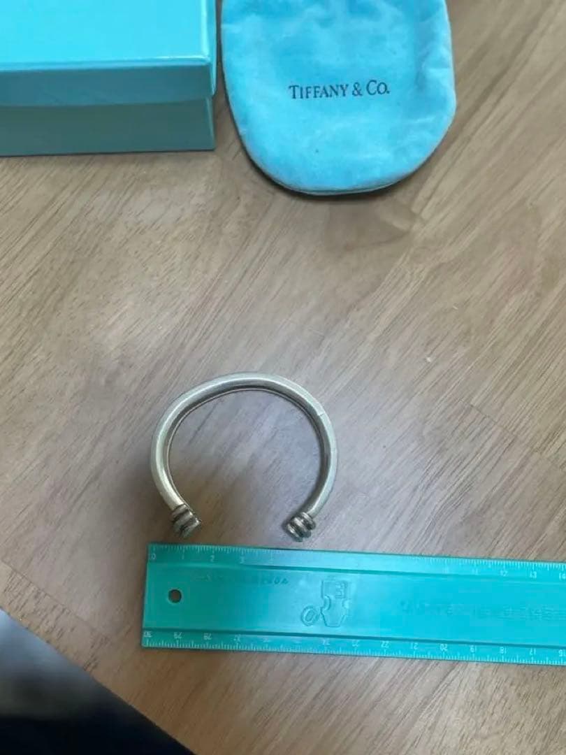 ティファニーアトラスグルーブドカフバングルSV925廃盤