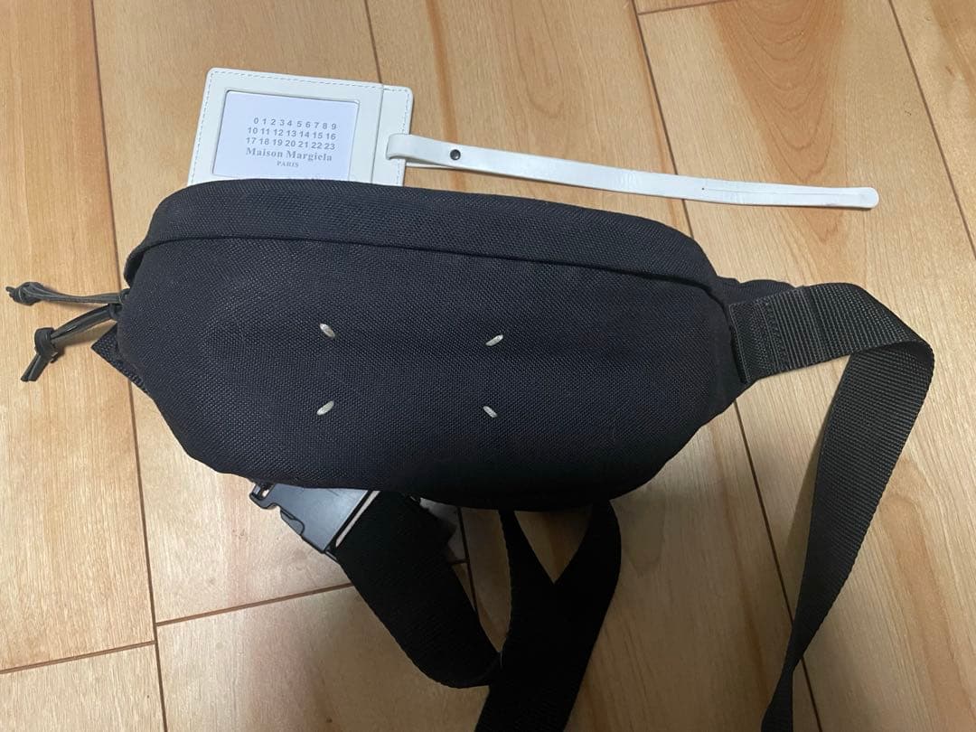 メゾンマルジェラ ボディバッグ
