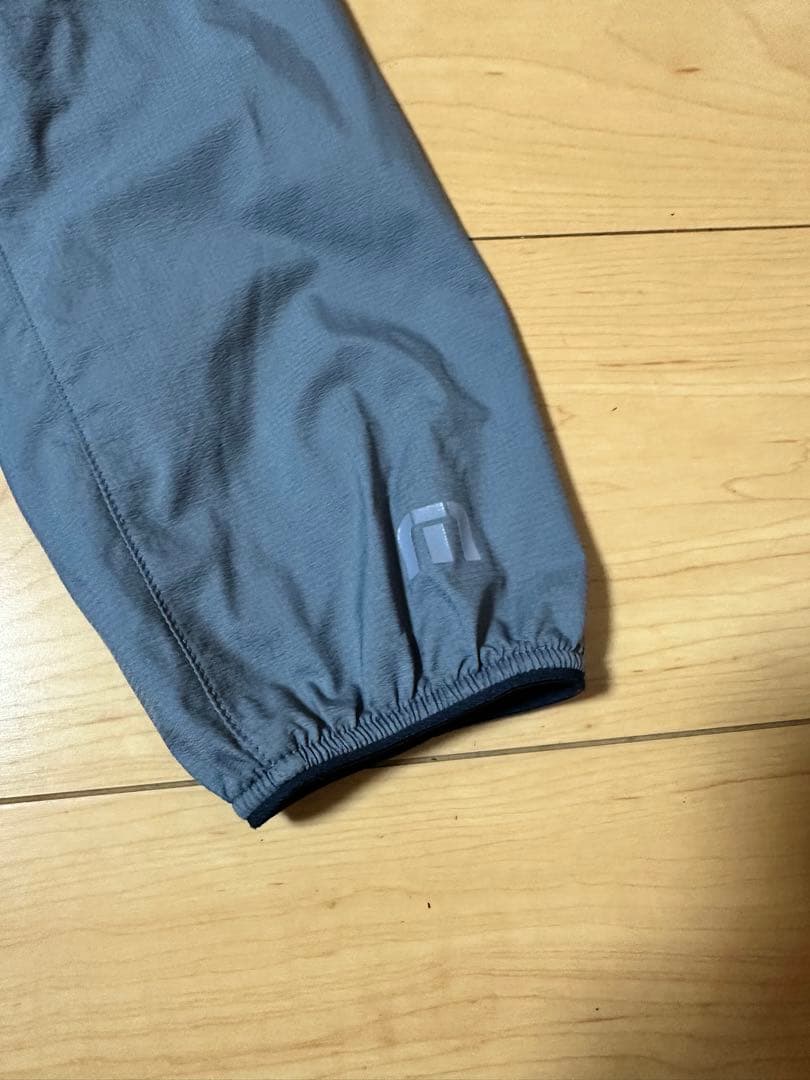 トラビスマシュー　ナイロンジャケット