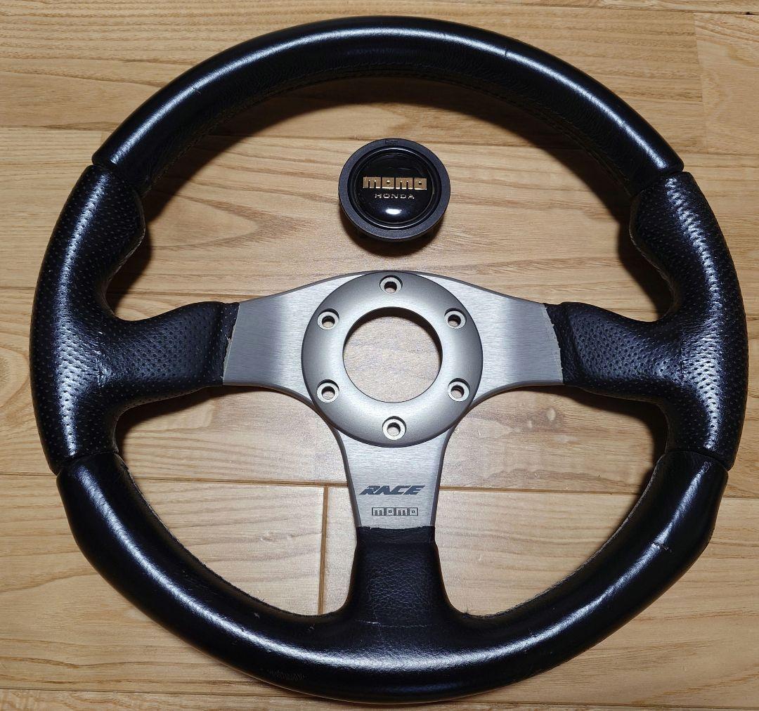 専用出品MOMO Race 32cm ステアリングとリング、ホーンボタン