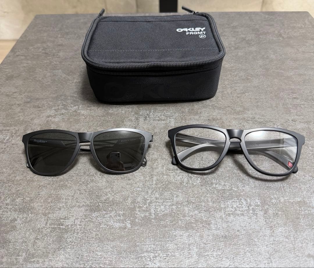 フラグメント　オークリー　サングラス