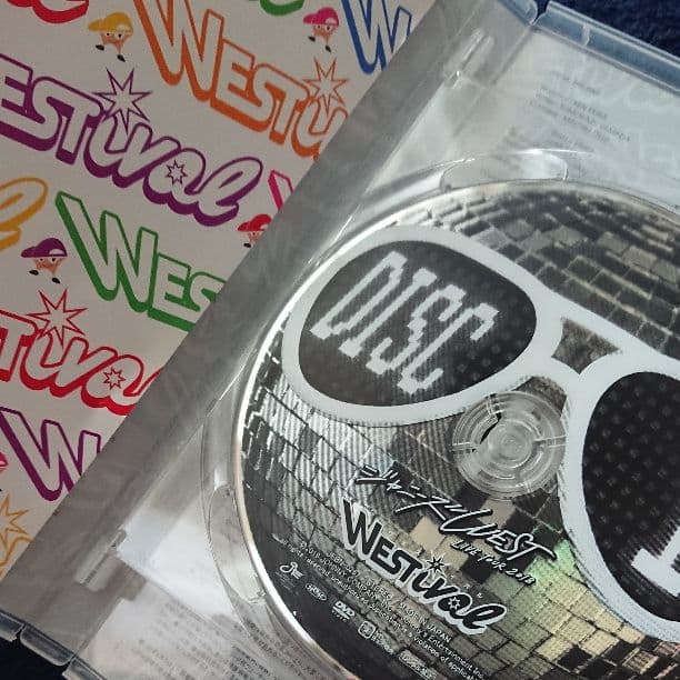 ジャニーズWEST ライブDVD