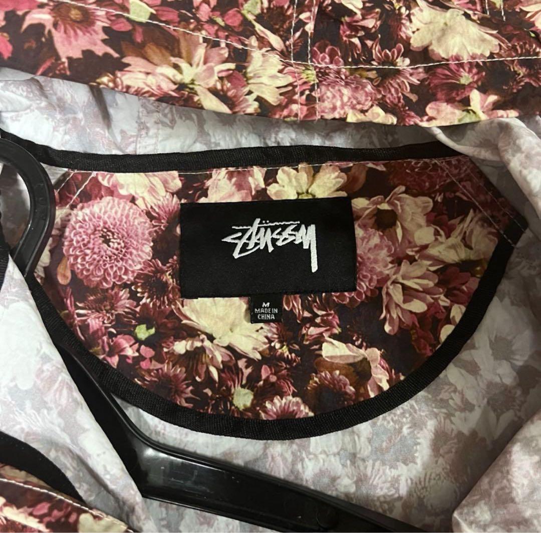 Stussyシェルジャケット