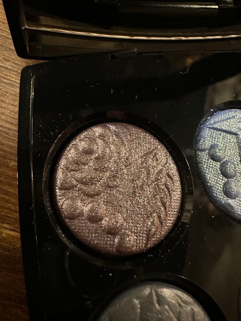 限定⭐︎シャネル　レ　キャトル　オンブル397ニュイ　アストラル　アイシャドウ