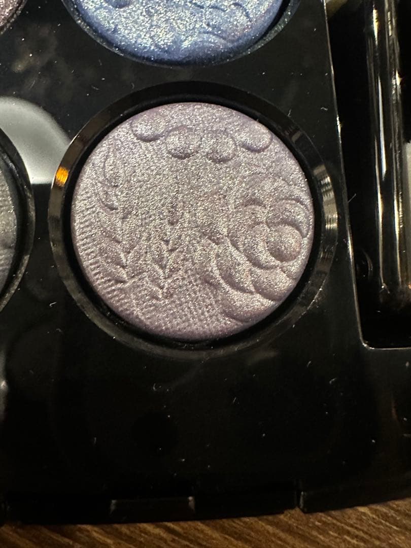 限定⭐︎シャネル　レ　キャトル　オンブル397ニュイ　アストラル　アイシャドウ