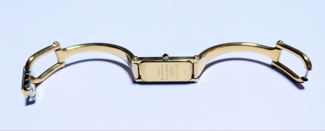 GUCCI レディース腕時計　クォーツ 1500Lゴールド/ブラック 稼働品