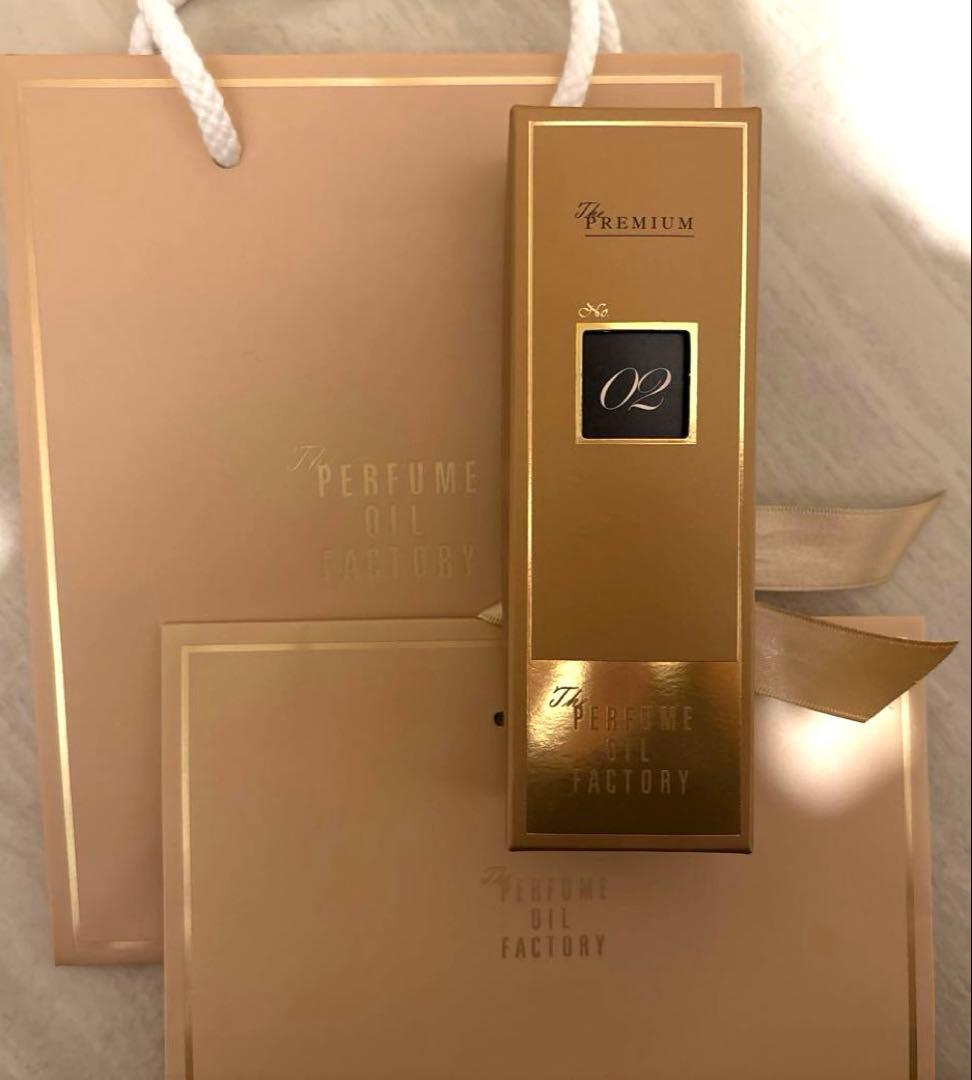 パフュームオイルファクトリープレミアム 02