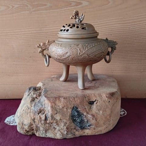 龍の香炉