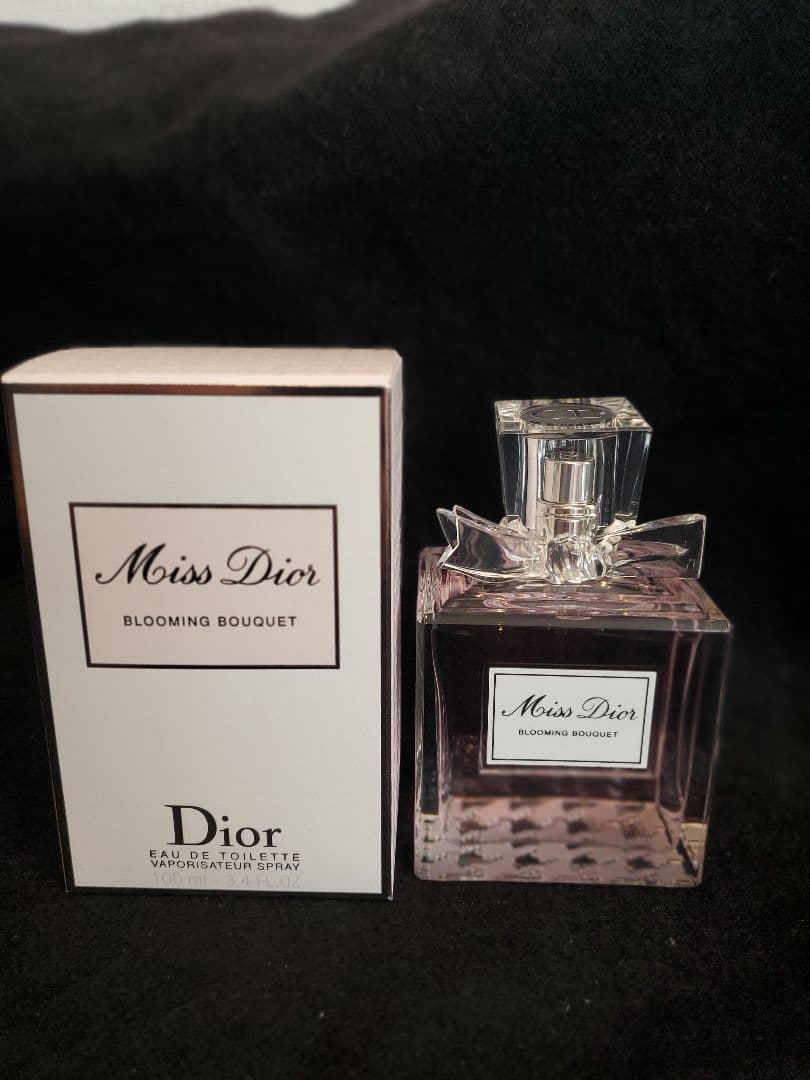 ほぼ新品　ミスディオール ブルーミングブーケ 100ml