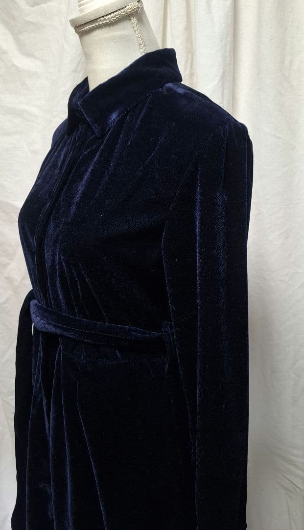 顕様 ベルベットフレアワンピース