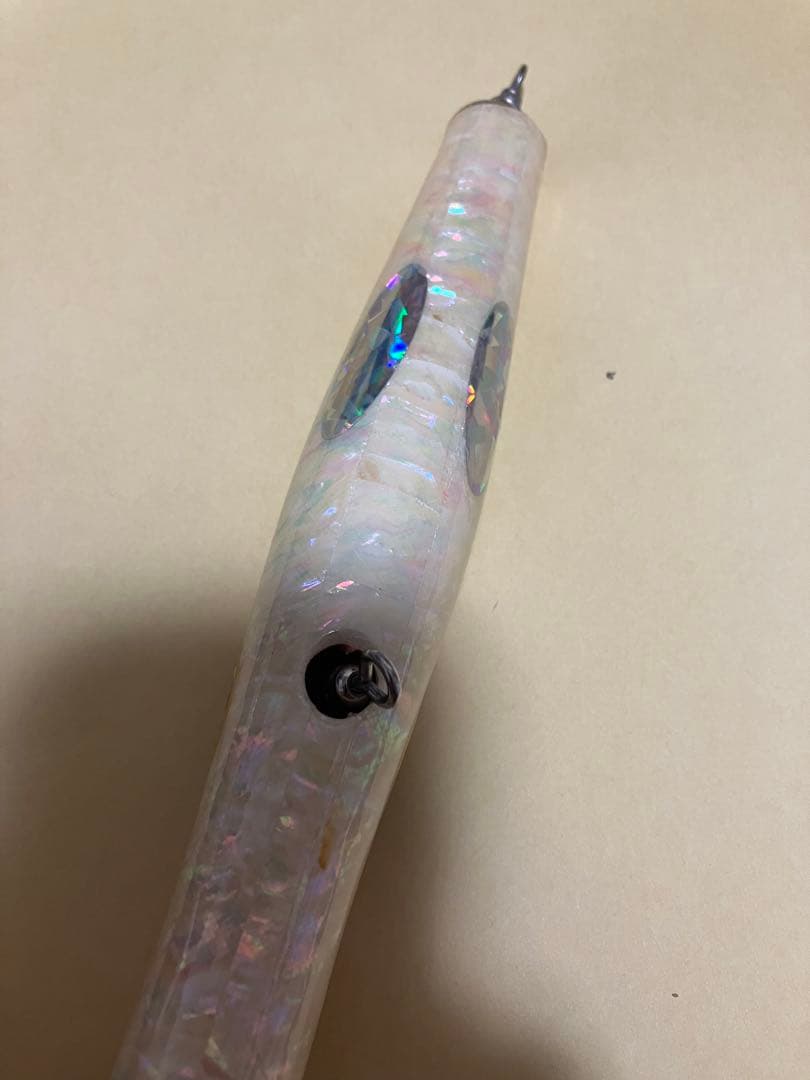 貝田ルアー　トランペット200 ホワイトアバロン