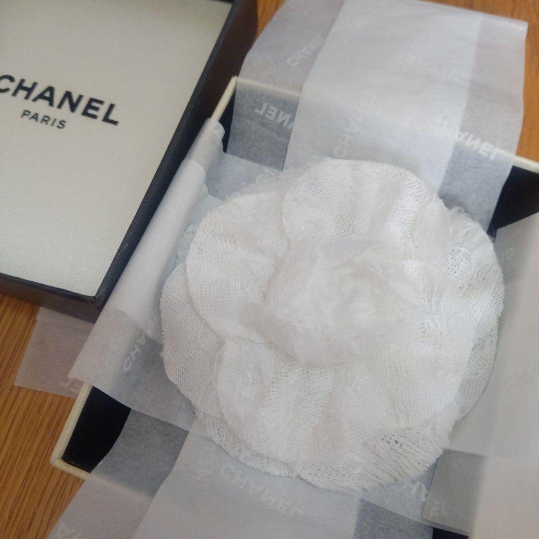 シャネル レース カメリア ブローチ