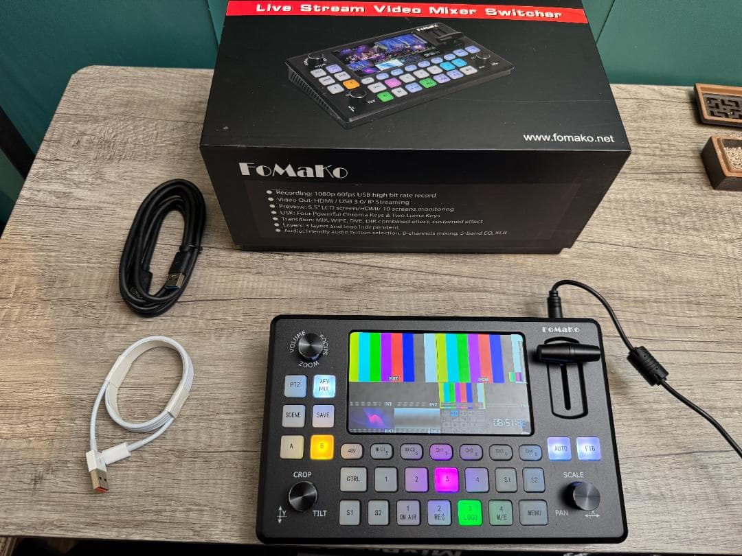 FoMaKo PTZコントロール機能付きビデオスイッチャー　KC601 美品