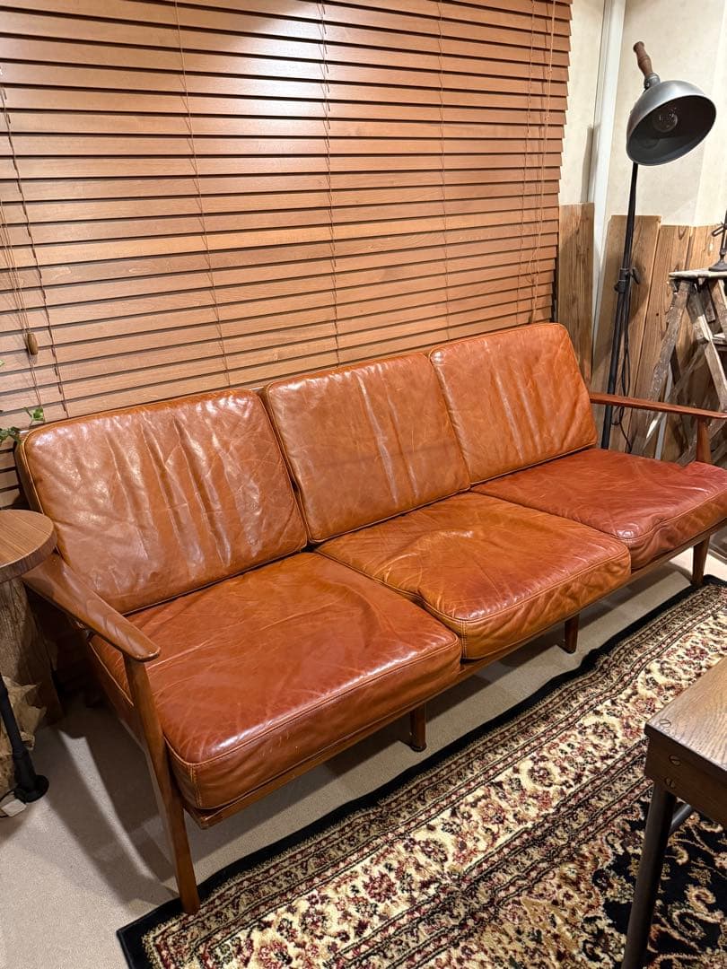 ACME Furniture(アクメファニチャー)DELMARレザー 3Pソファ