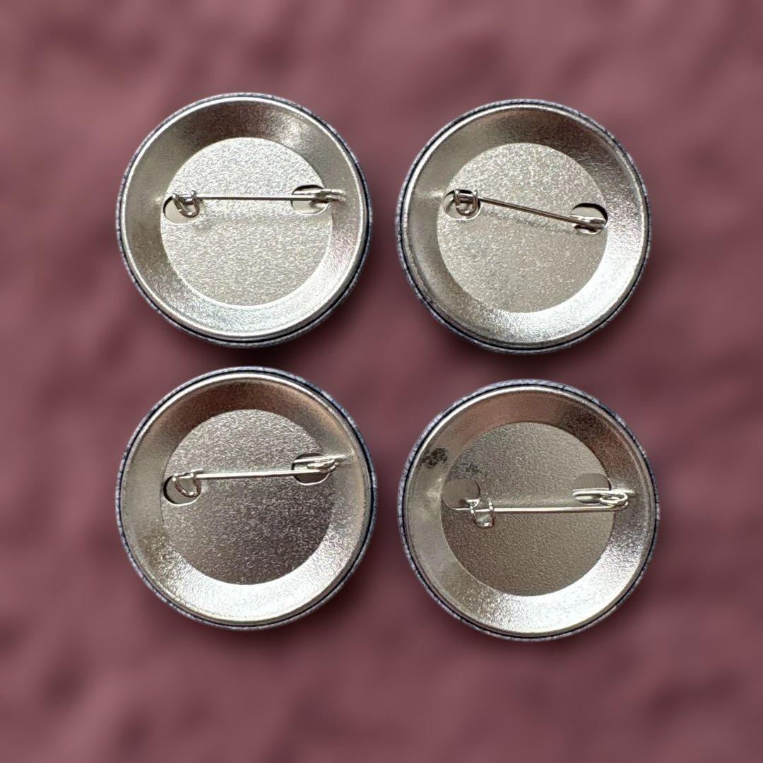 鬼滅の刃 冨岡義勇 缶バッジ ufotableカフェ 44mm