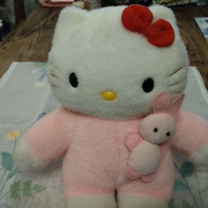 希少　ハローキティ うさぎ着ぐるみ レトロ サンリオ