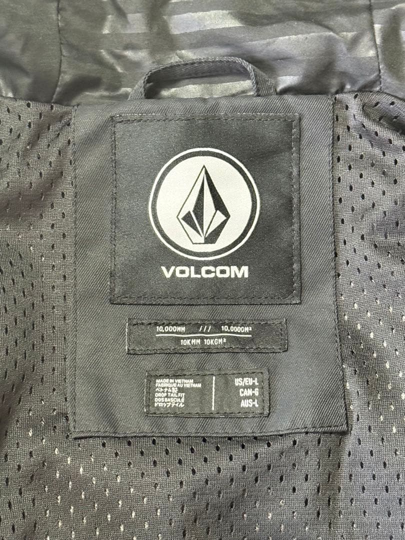 VOLCOM ボルコム上・BONFIREボンファイア下　ジャケット・パンツセット