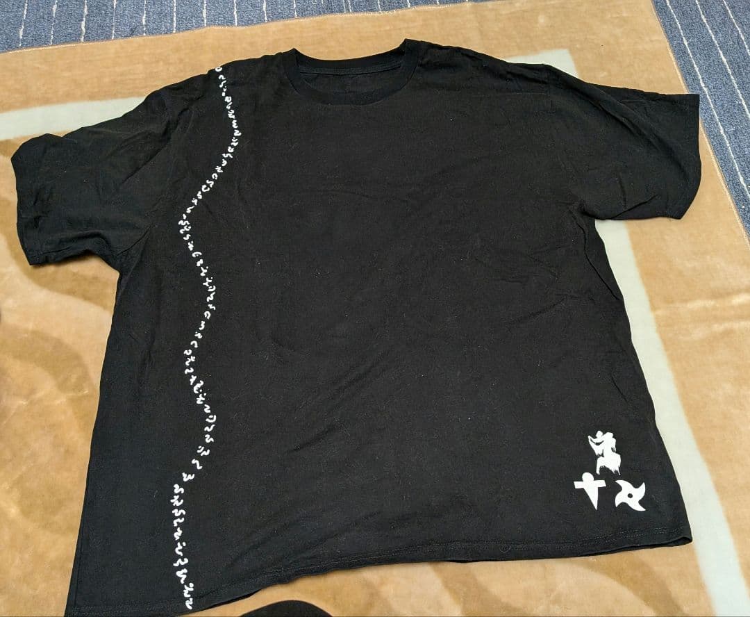 新天地開闢集団ジグザグTシャツ