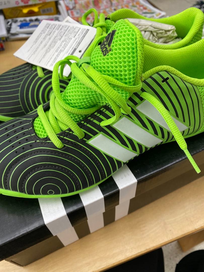 アディダス　フットサルシューズ　27.0cm