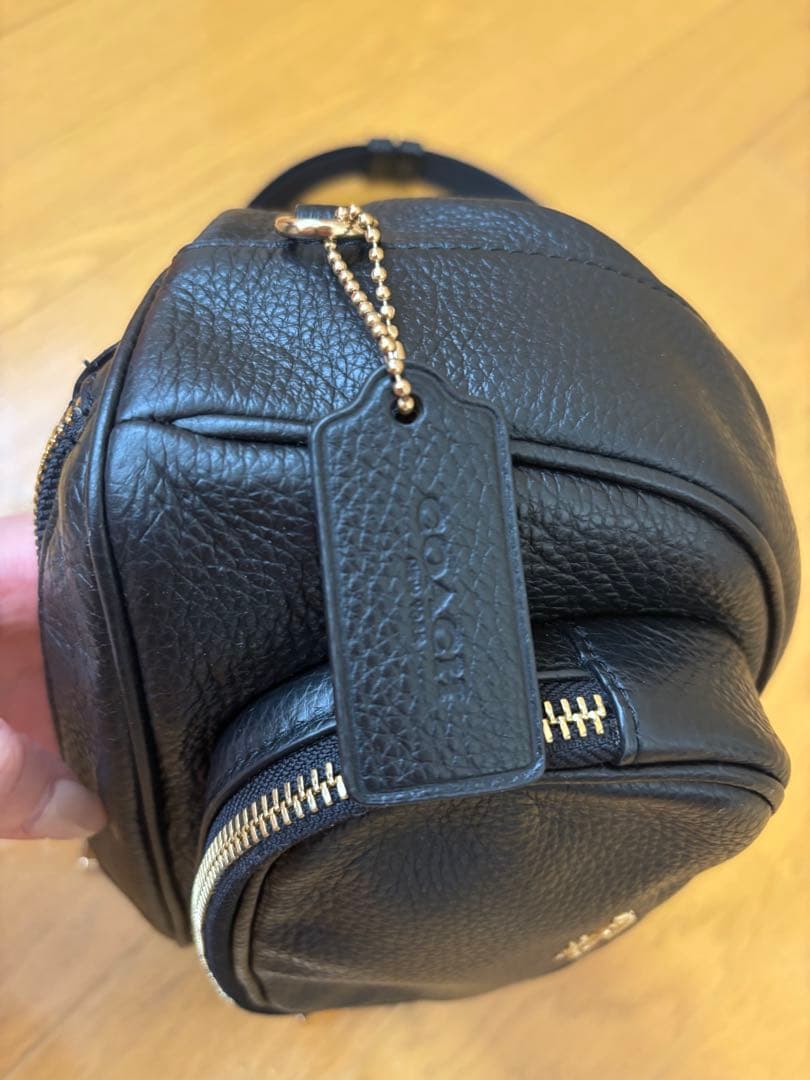 『本日限定大幅お値下げ‼️』コーチ COACH ボディ ウエストバッグ 黒