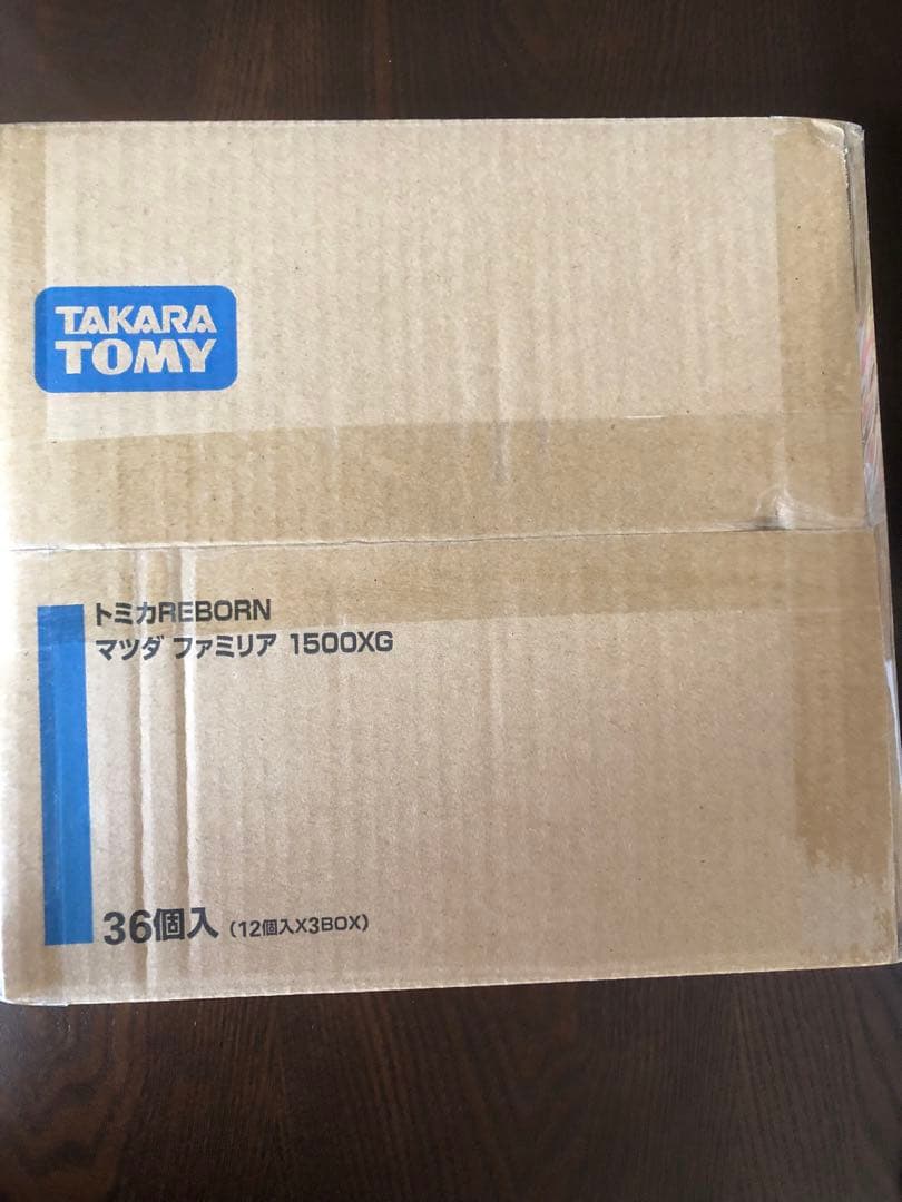 トミカ REBORN マツダ ファミリア 1500XG 36個