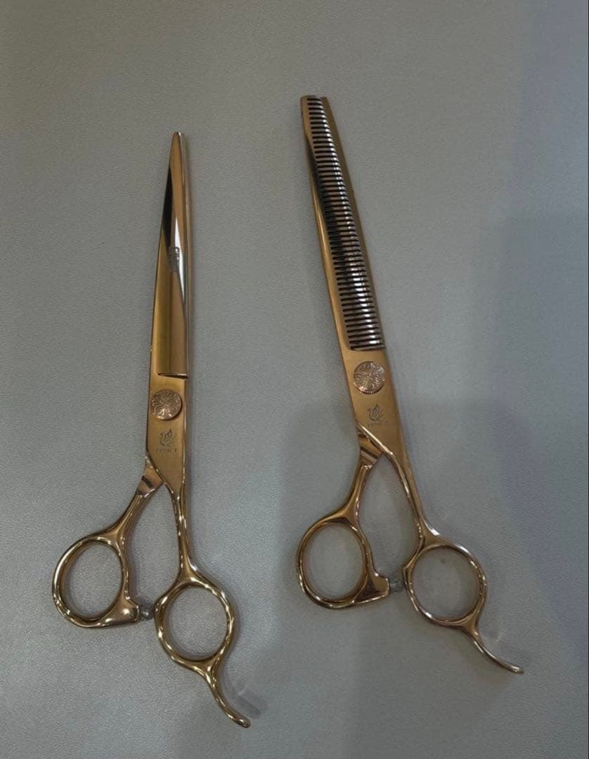 理美容鋏&すき鋏(ゴールド) セット価格+プレゼント
