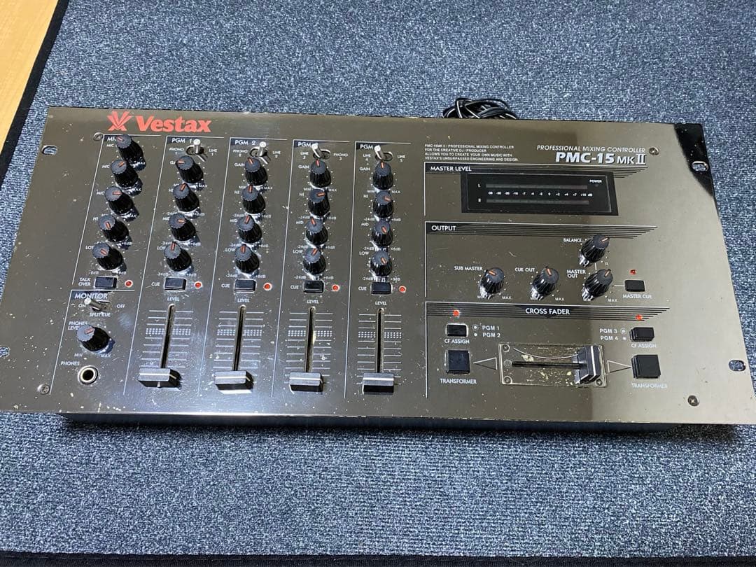 Vestax PMC-15 MKII DJミキサー 本体