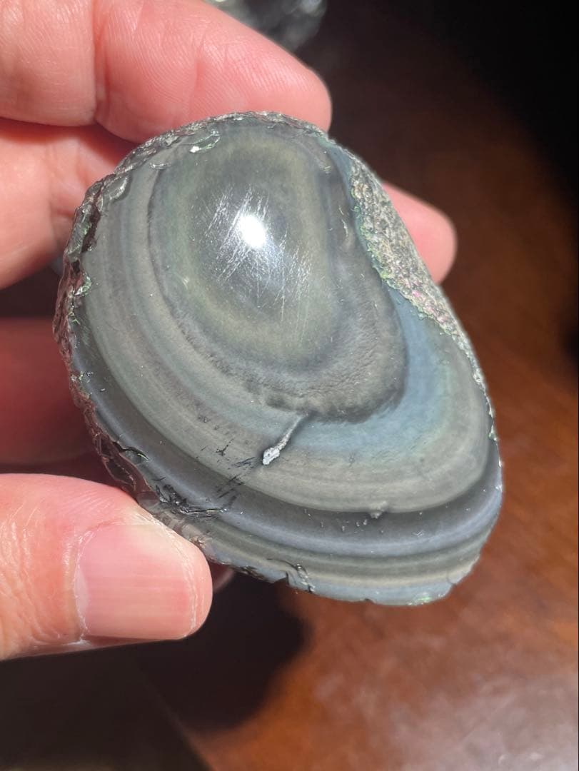 十勝石玲瓏　複合色レインボーオブシディアン