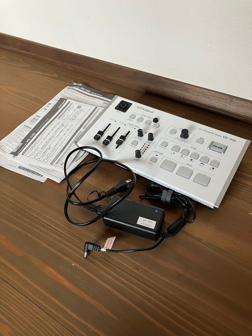 手軽にプロ仕様の配信を！Roland VR-1HD