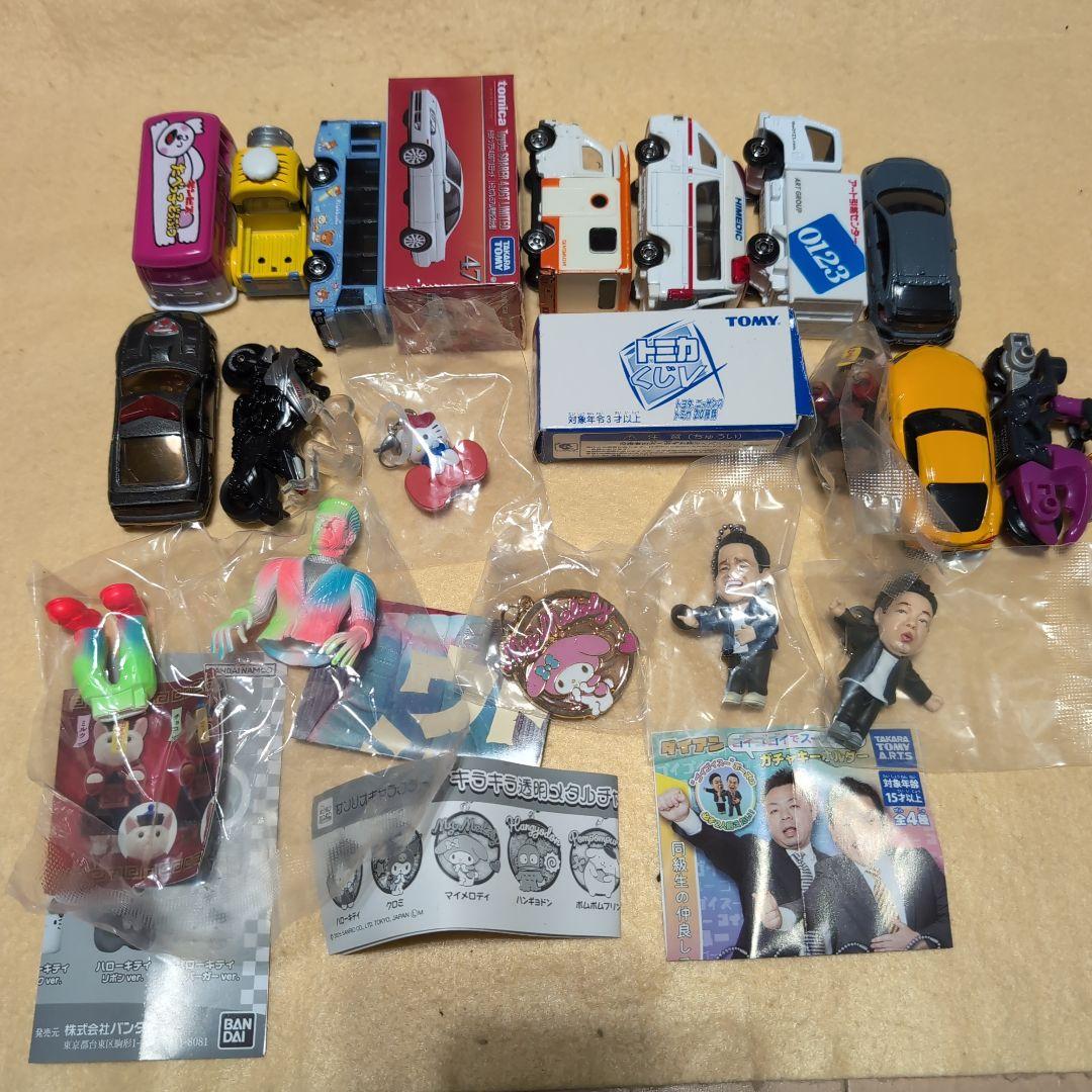 まぁぼう　トミカセット フィギュア付き、ナイキシューズ