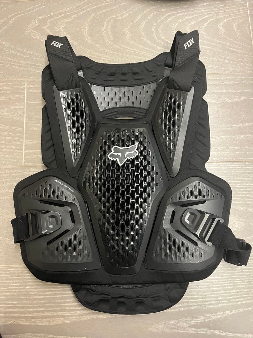 FOX プロテクター ブラック