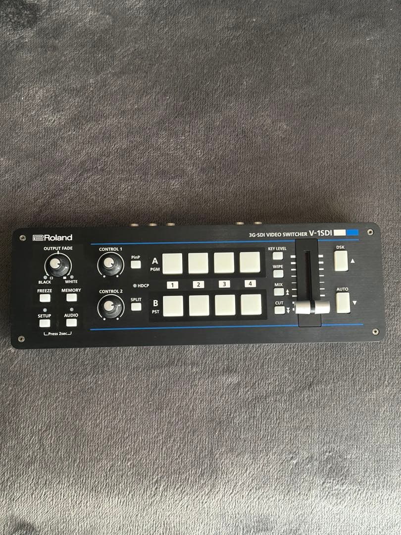 Roland V-1SDI 3G-SDI ビデオスイッチャー ローランド