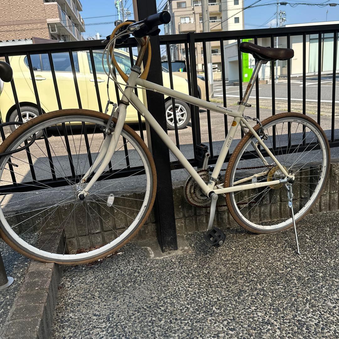 クロスバイク　白色