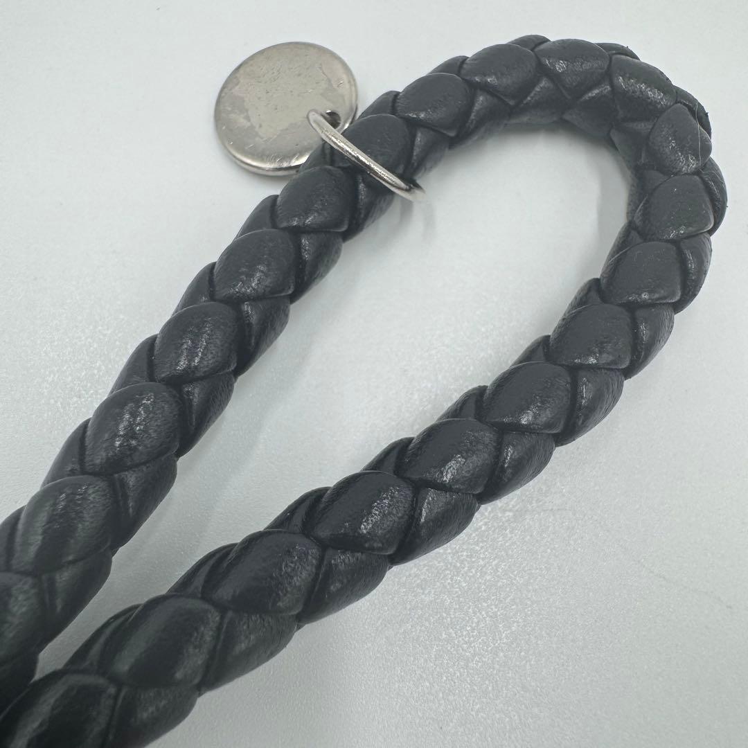 美品 BOTTEGA VENETA レザー イントレチャート キーリング 黒