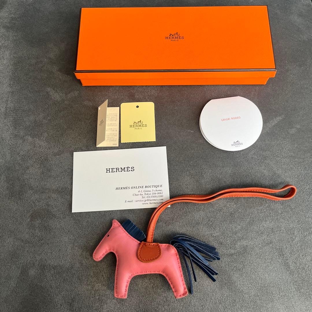エルメス ロデオ チャーム PM ローズアザレ