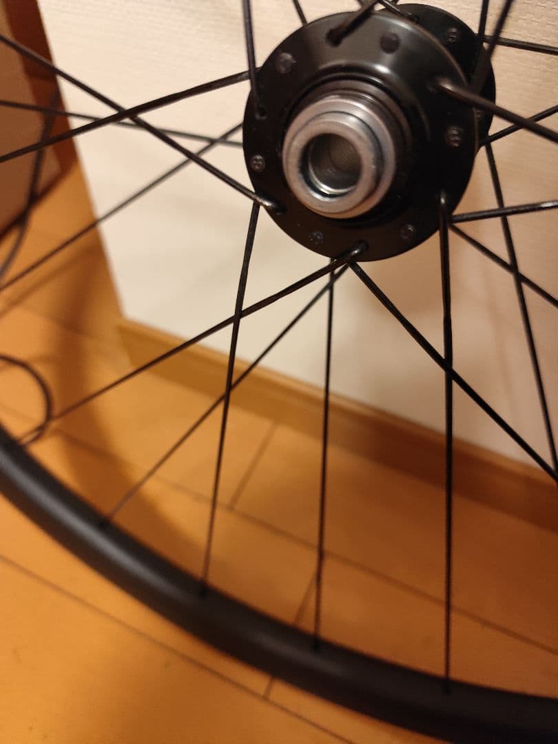 状態良好SHIMANO 105 カーボンホイール リムハイト32mm前後セット