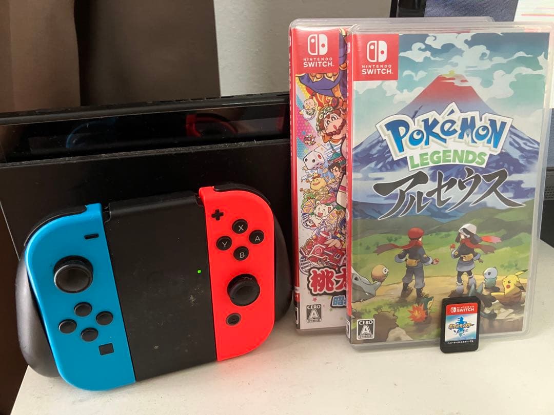 Switch+桃鉄ワールド+ポケモン2作品+ダウンロード数種類
33 / 40