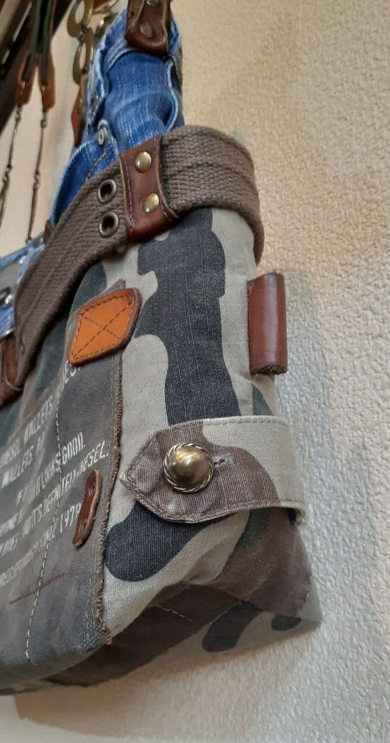 ミリタリーリメイク ★★★ GORGEOUS VINTAGE 肩掛けトート&…