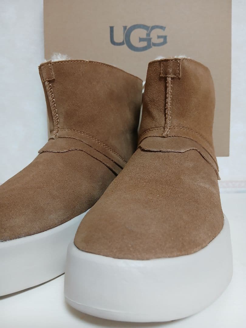 「未使用品」UGGブーツ24cm W classic boom boot
