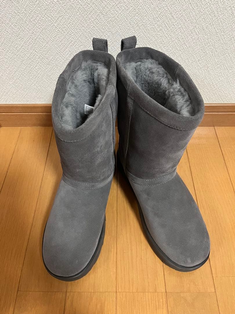【未使用】UGG 防水ムートンブーツ グレー 24cm