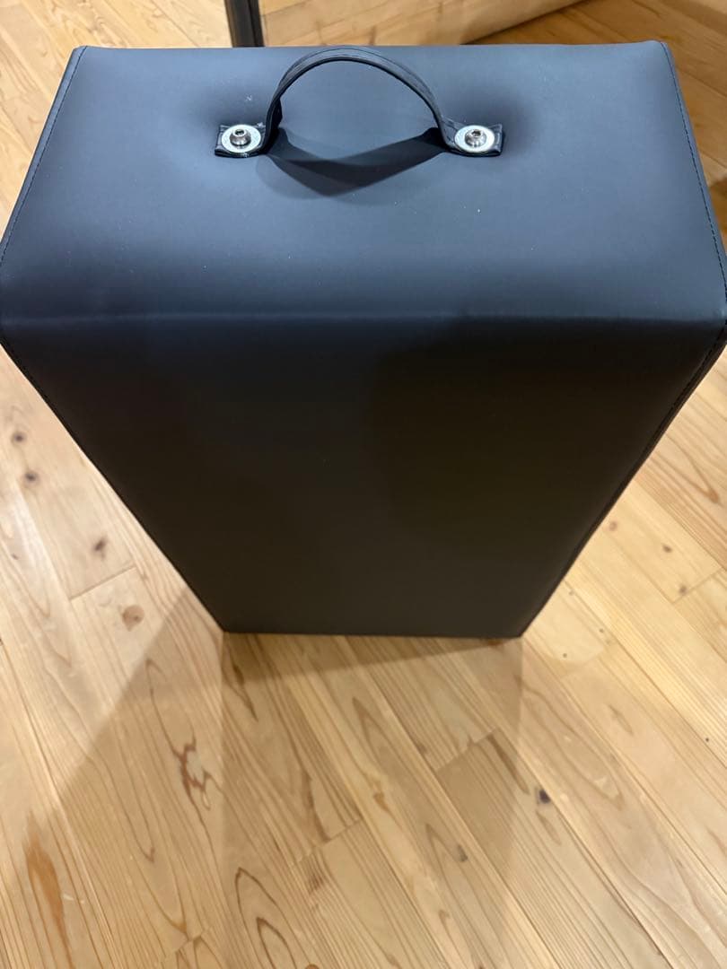 ピラティス　ボックス　傷有り